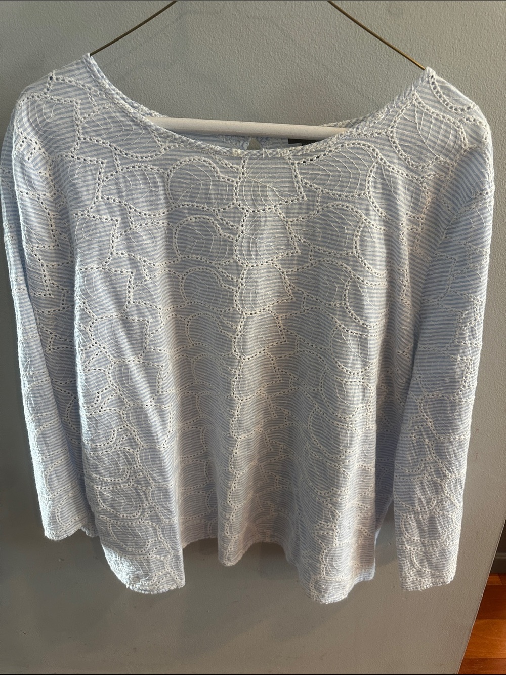 Ann Taylor Light Blue Three Quarter Sleeve Top